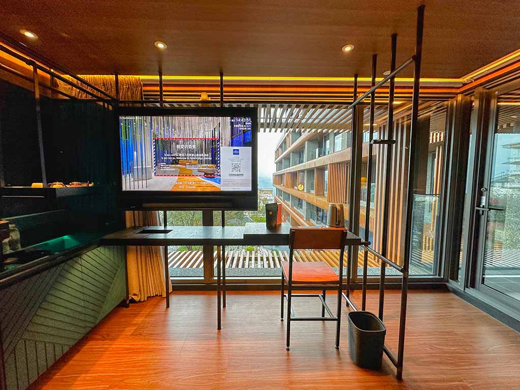 Room-of-Hotel-Indigo-Alishan