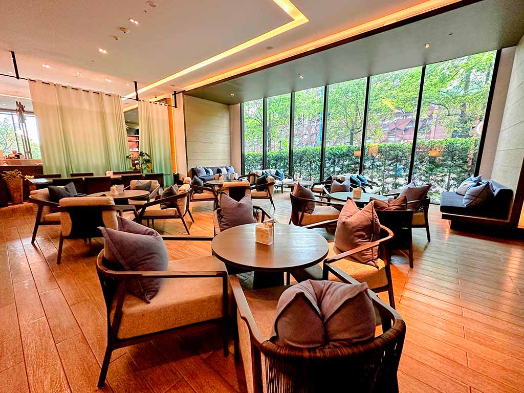 Bar-in-MU-JIAO-XI-HOTEL