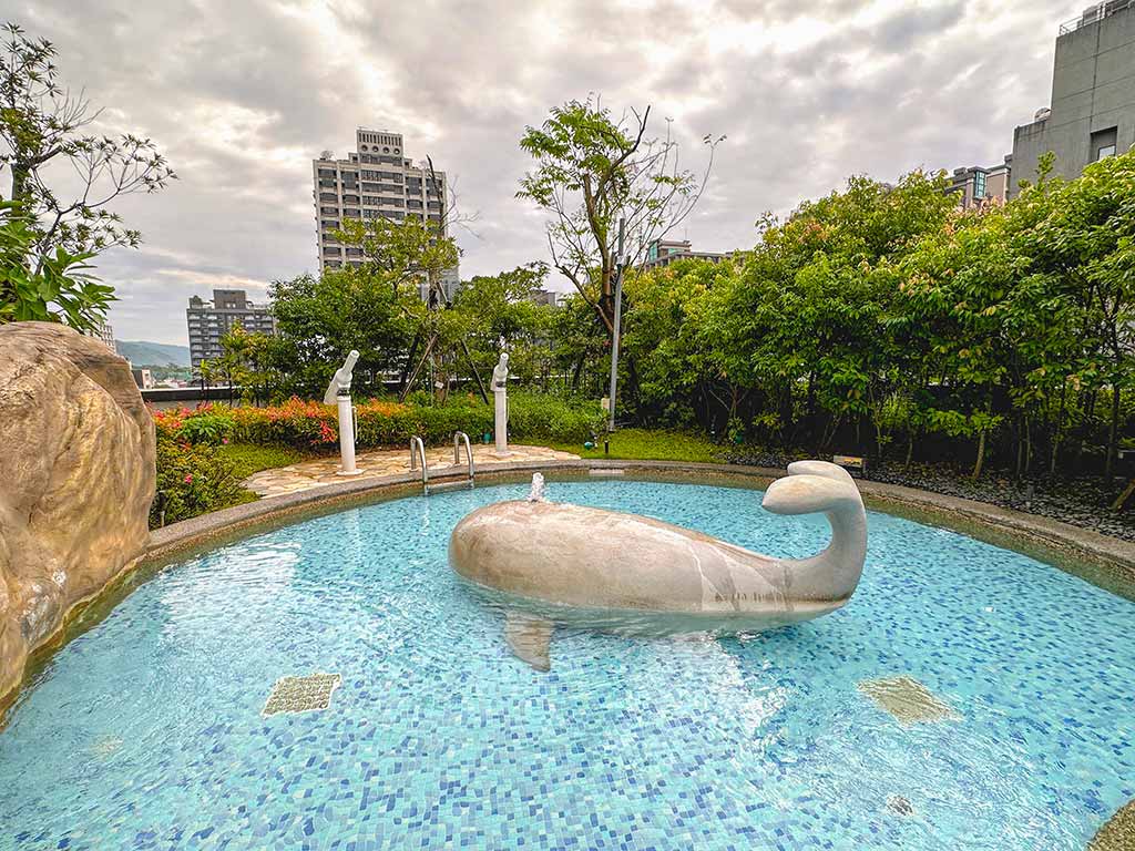 swimming-pool-of-MU-JIAO-XI-HOTEL