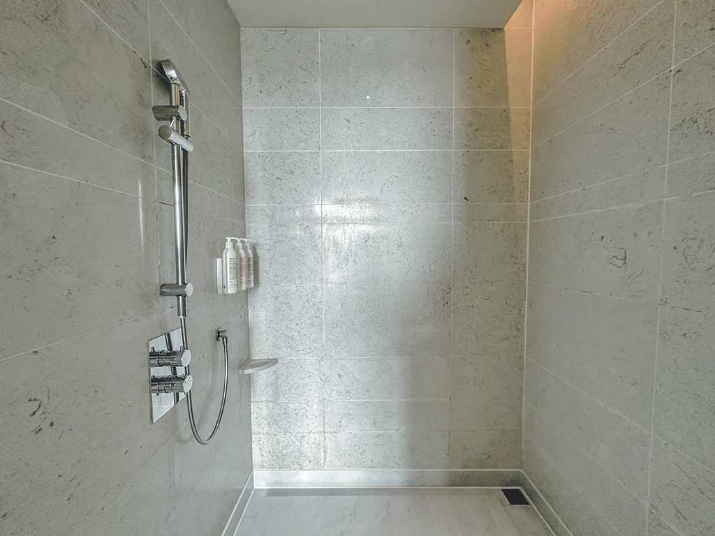 Room-of-Le-Meridien-Taipei