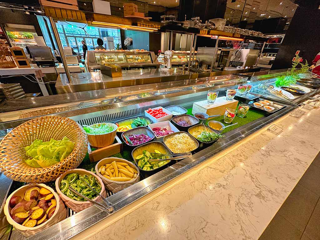 breakfast of Le Meridien Taipei