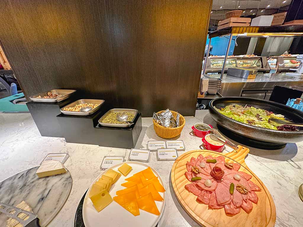 breakfast of Le Meridien Taipei