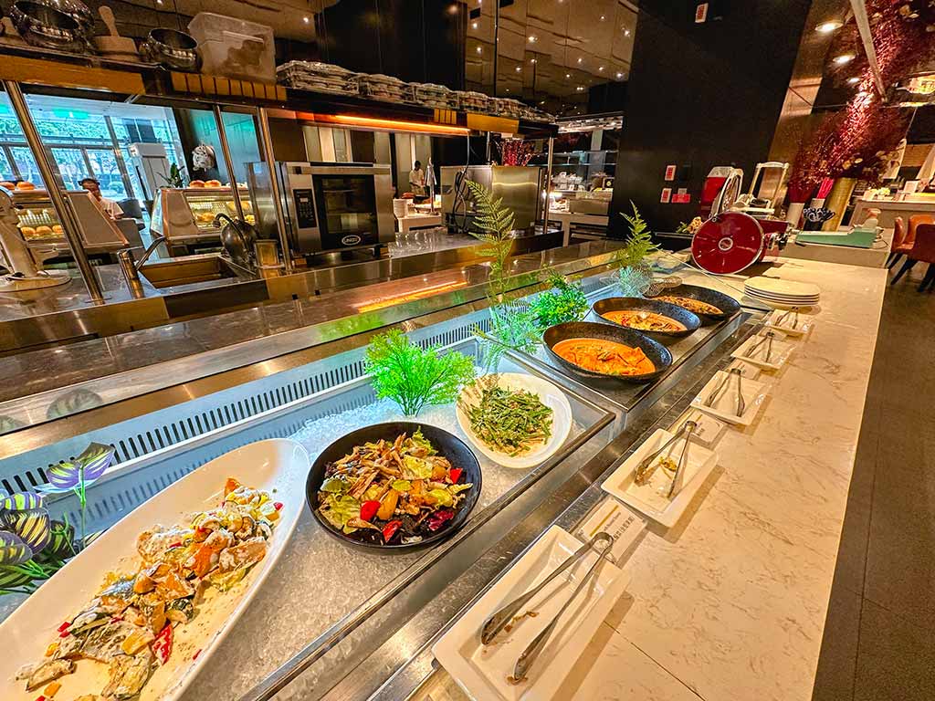 breakfast of Le Meridien Taipei