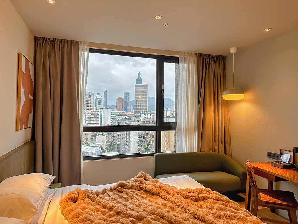 Room-of-Episode-Daan-Taipei