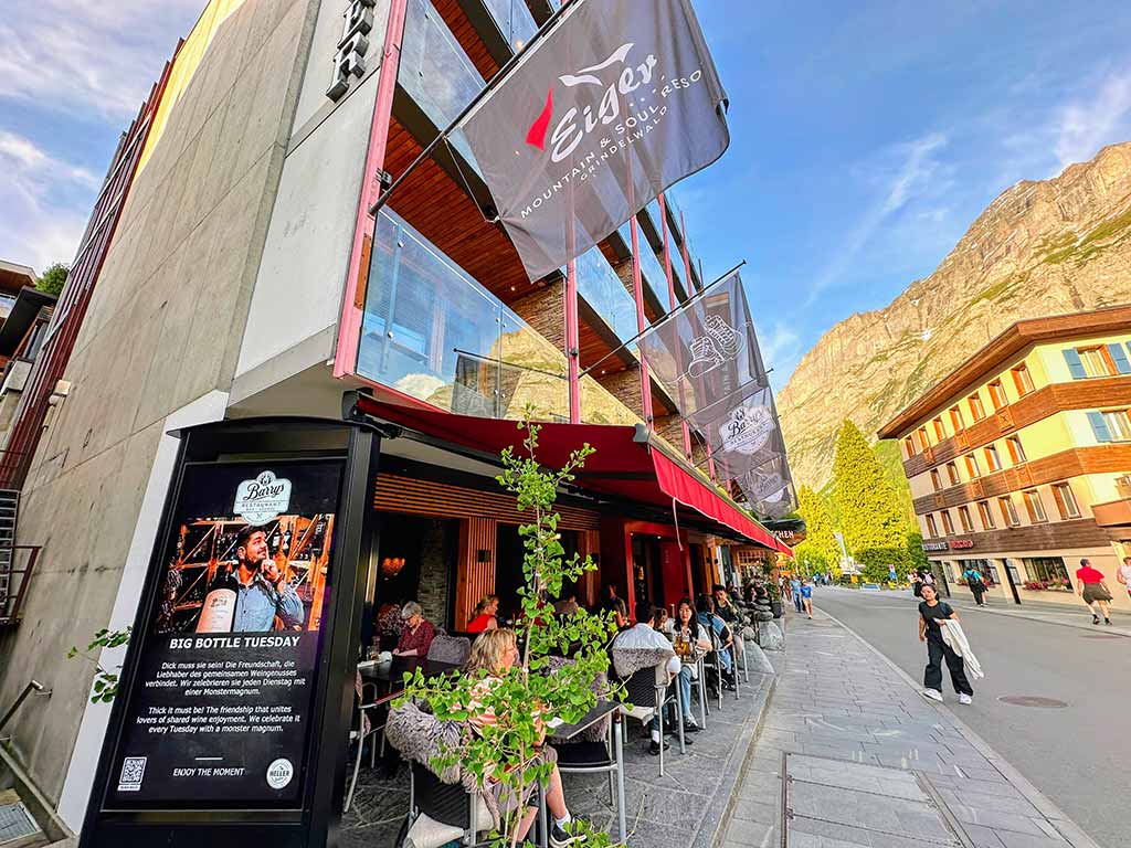 格林德瓦人氣餐廳Barry's-Restaurant