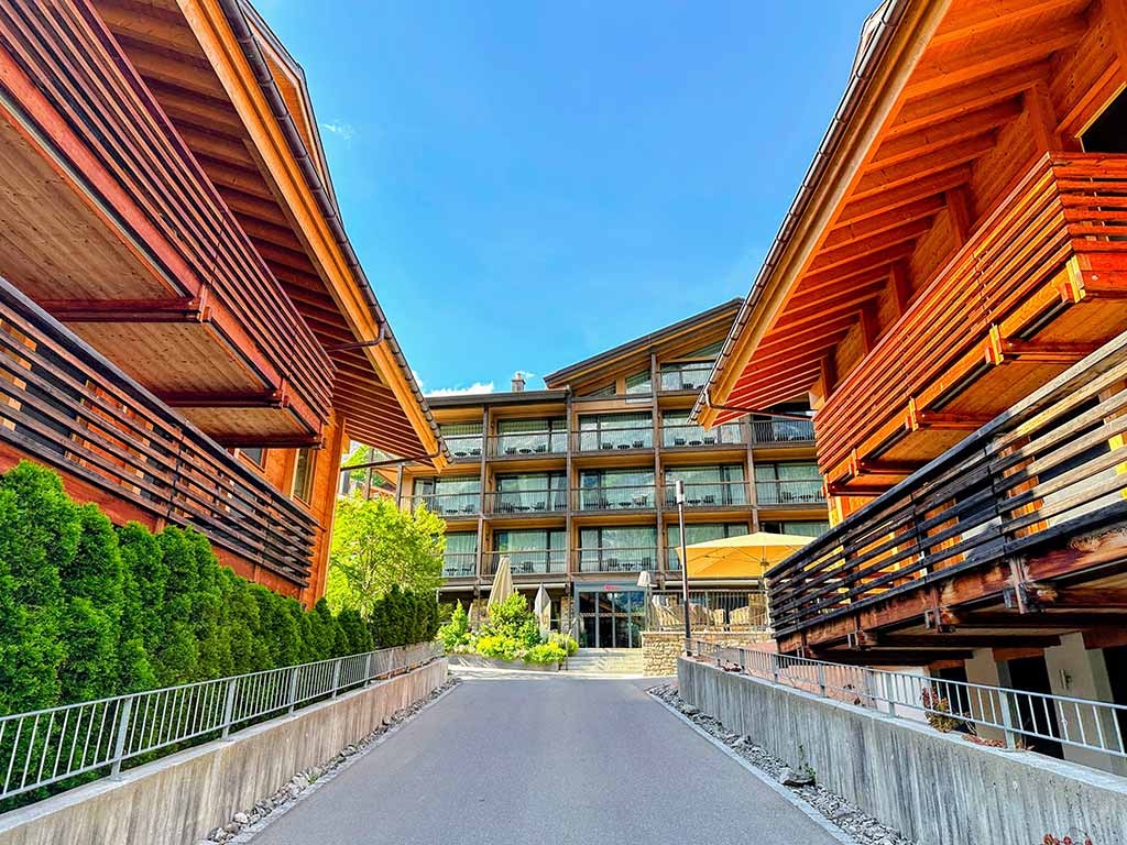 Lobby-of-BERGWELT-GRINDELWALD