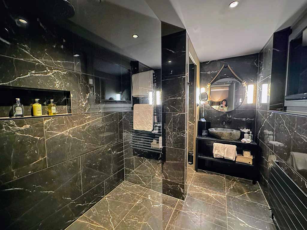 Room-of-BERGWELT-GRINDELWALD