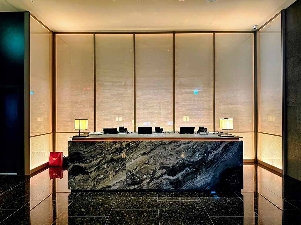 lobby-of-wellspring-by-silks-beitou