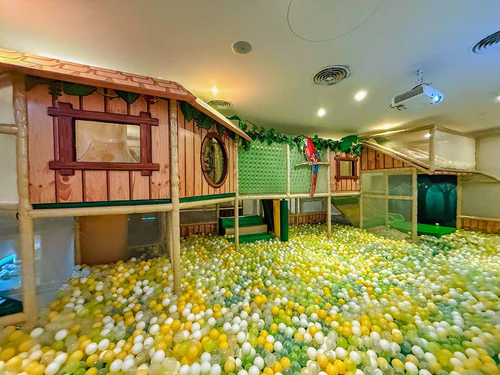 雀客童媽吉親子旅館