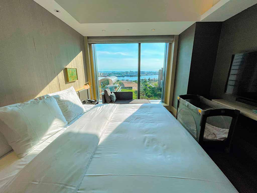 Room-of-lobby-of-InterContinental-Kaohsiung