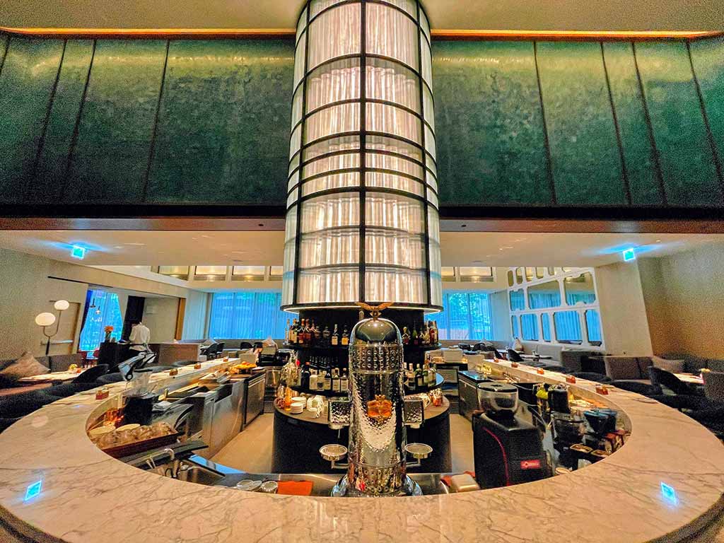 lobby-of-InterContinental-Kaohsiung
