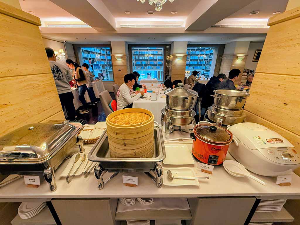 breakfast-of-The-Gaia-Hotel-Taipei