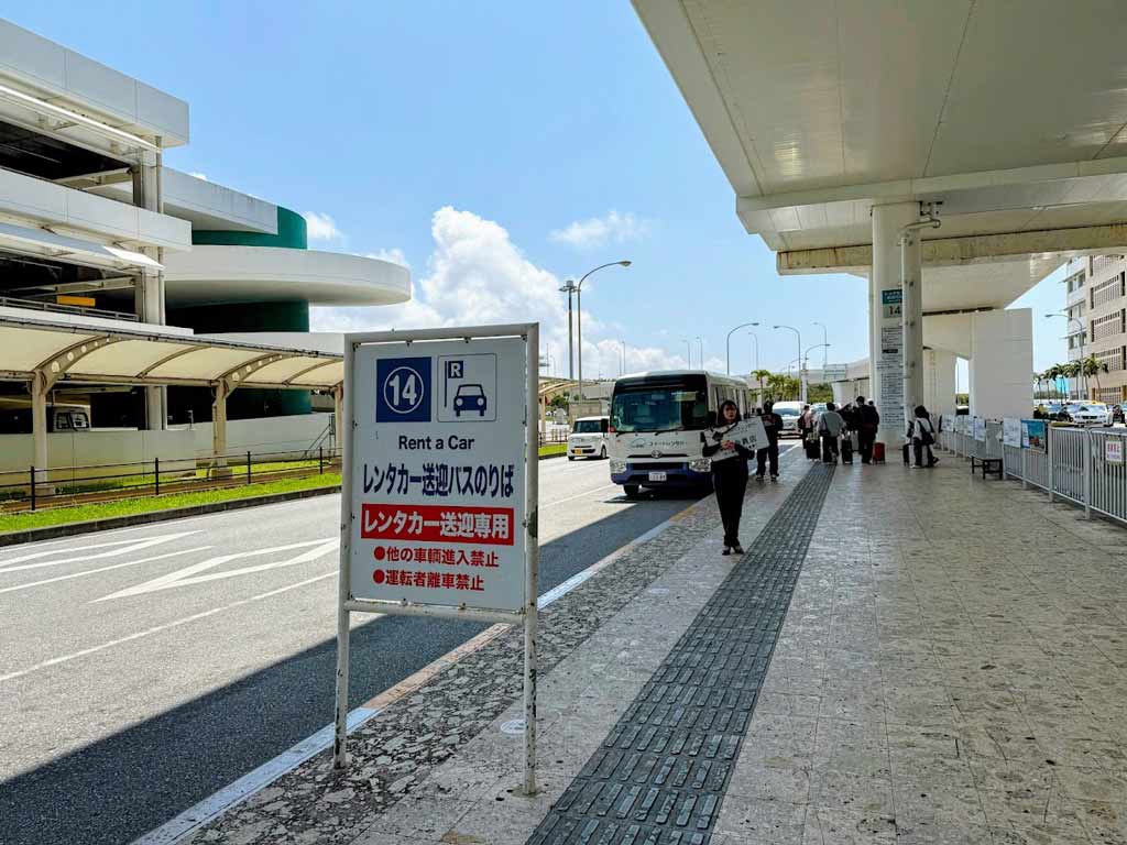 沖繩那霸機場租車