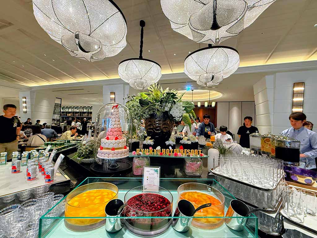 琉球名城海灘度假飯店