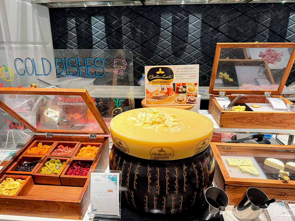 琉球名城海灘度假飯店
