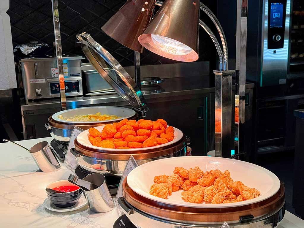 琉球名城海灘度假飯店
