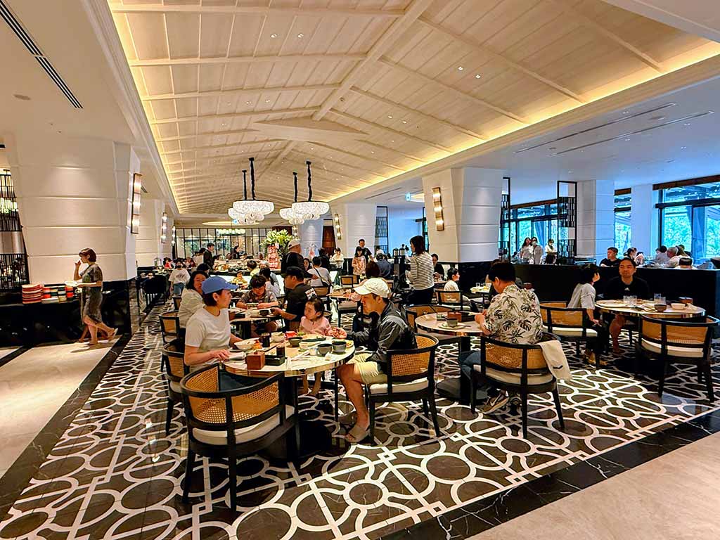 琉球名城海灘度假飯店